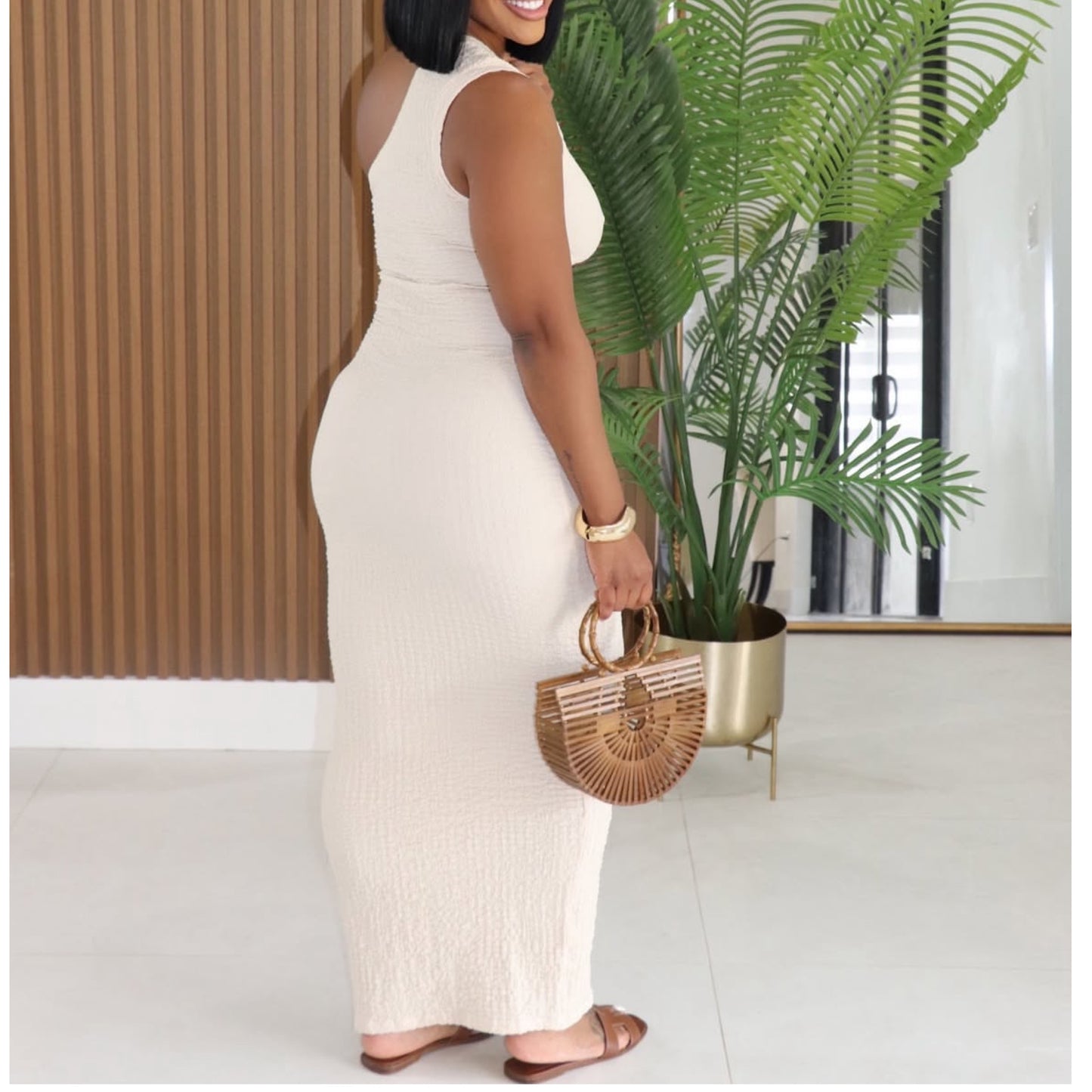 (A) Daisy Maxi