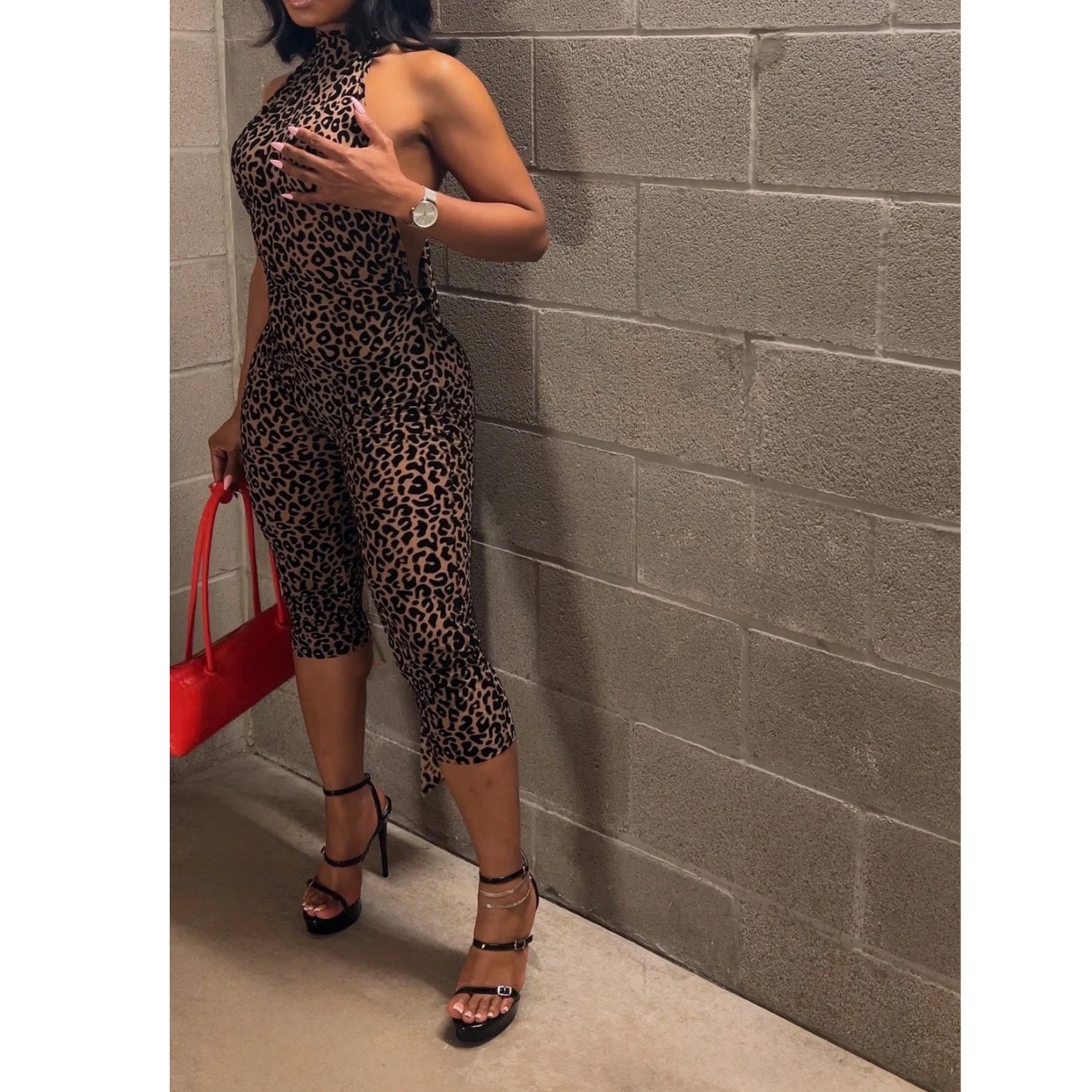 (1) Wild Dainty Jumpsuit